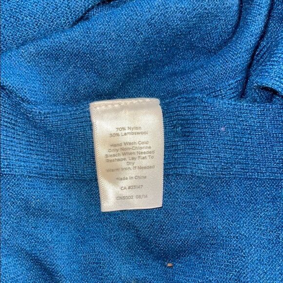 Talbots Vibrant Blue Knit Top 30% Lambswool Small - Picture 5 of 5
